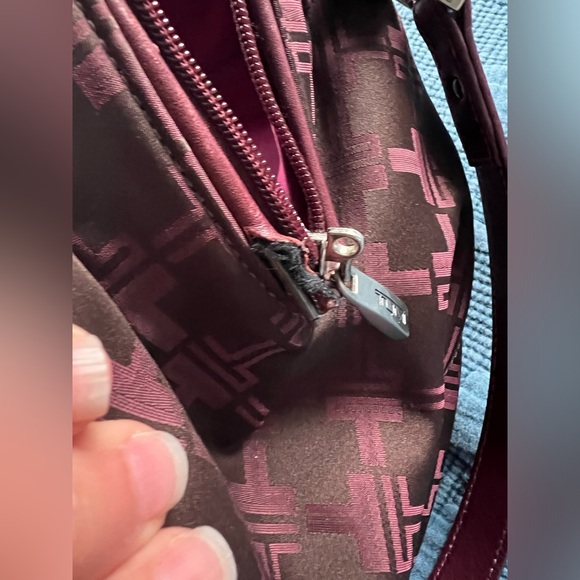 Tumi Laptop/Carry on Bag - Picture 6 of 8